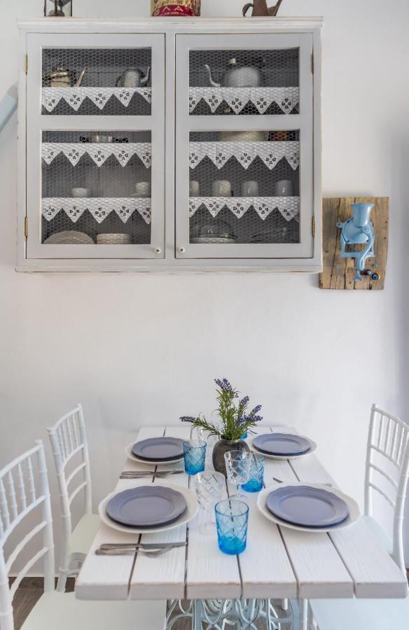 Maison Triantatria Plaka  Bagian luar foto