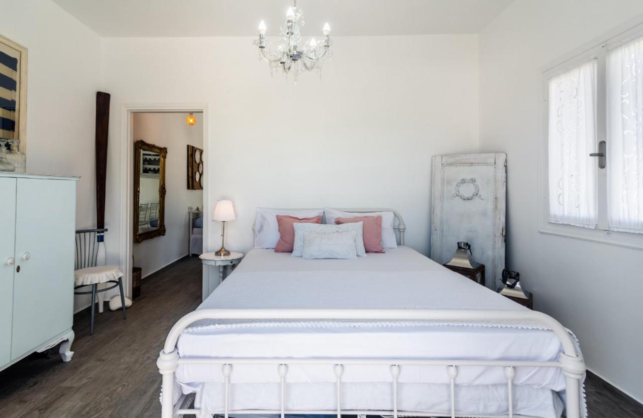 Maison Triantatria Plaka  Bagian luar foto