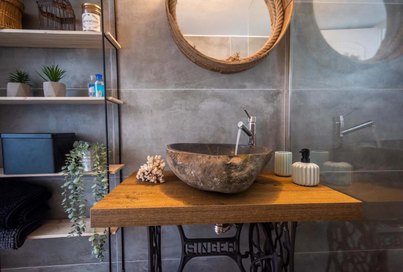Maison Triantatria Plaka  Bagian luar foto